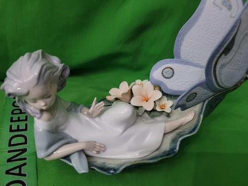 Lladro Fantasy Ride Porcelain Figurine 8124 Spain 7X44J Daisa 2004 - Picture 16 of 17