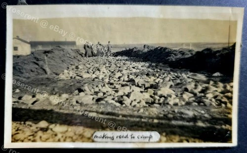 WW2 Iceland - Soldiers making a road to Camp  - rocky bed - photo 11 by 7cm