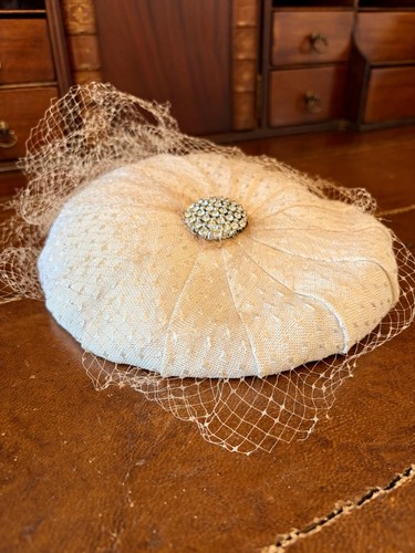 Vintage Beatrice Martin New York Pillbox Hat Lace Netting Mid Century 1950s 