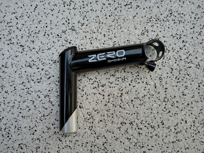 VORBAU ZERO SHOGUN 1 1 / 8 ZOLL LENKERKLEMMUNG 25.4 MM