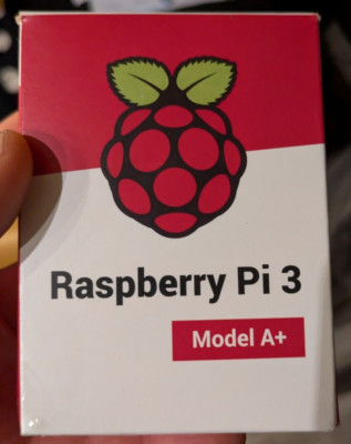 Raspberry Pi 3 Mod. A+ 512MB RAM + 32GB San Disk + Gehäuse + Netzteil