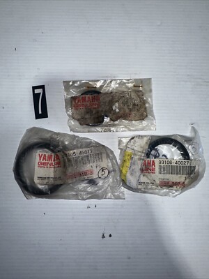 3 Yamaha New OEM Seals93106-40027 93105-45017 VMax Star Grizzly