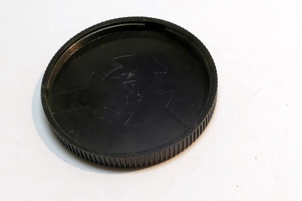 52mm Female thread Screw in Plastic Rear Lens Cap for 52mm filter stack - Image 2 of 4