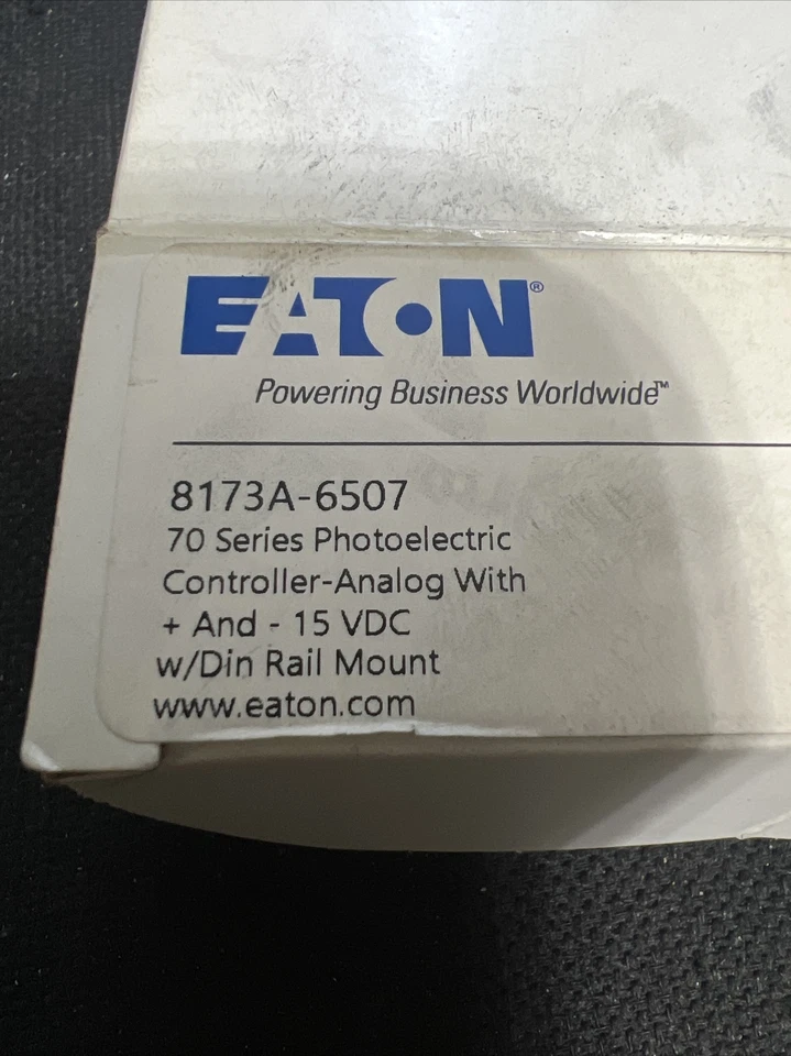 Eaton 70 Series Photoelectric Controller Analog 8173A-6507 - New Open Box - Image 3 of 3