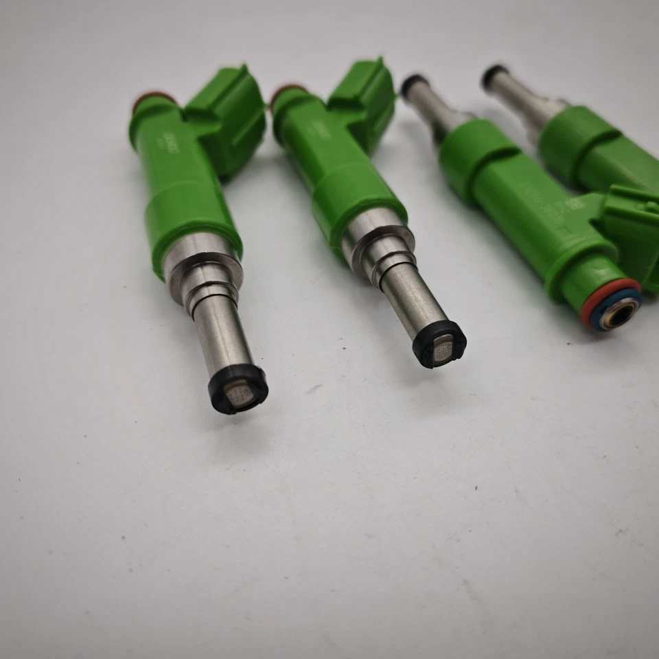 4X Genuine OEM Denso Fuel Injectors for Toyota Camry RAV4 Highlander 23250-36010 — 第 3/4 张图片