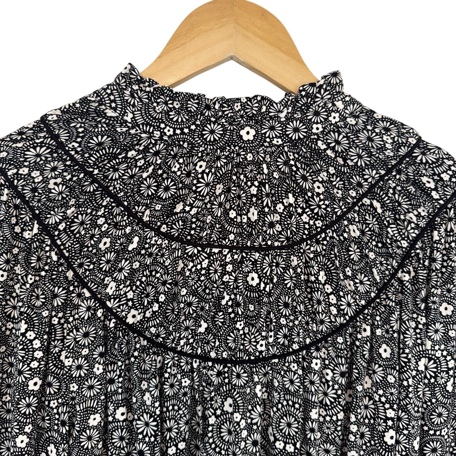 Boden Top Size 4 Black White Ruched Yoke Jersey Shirt Boho NEW image 7