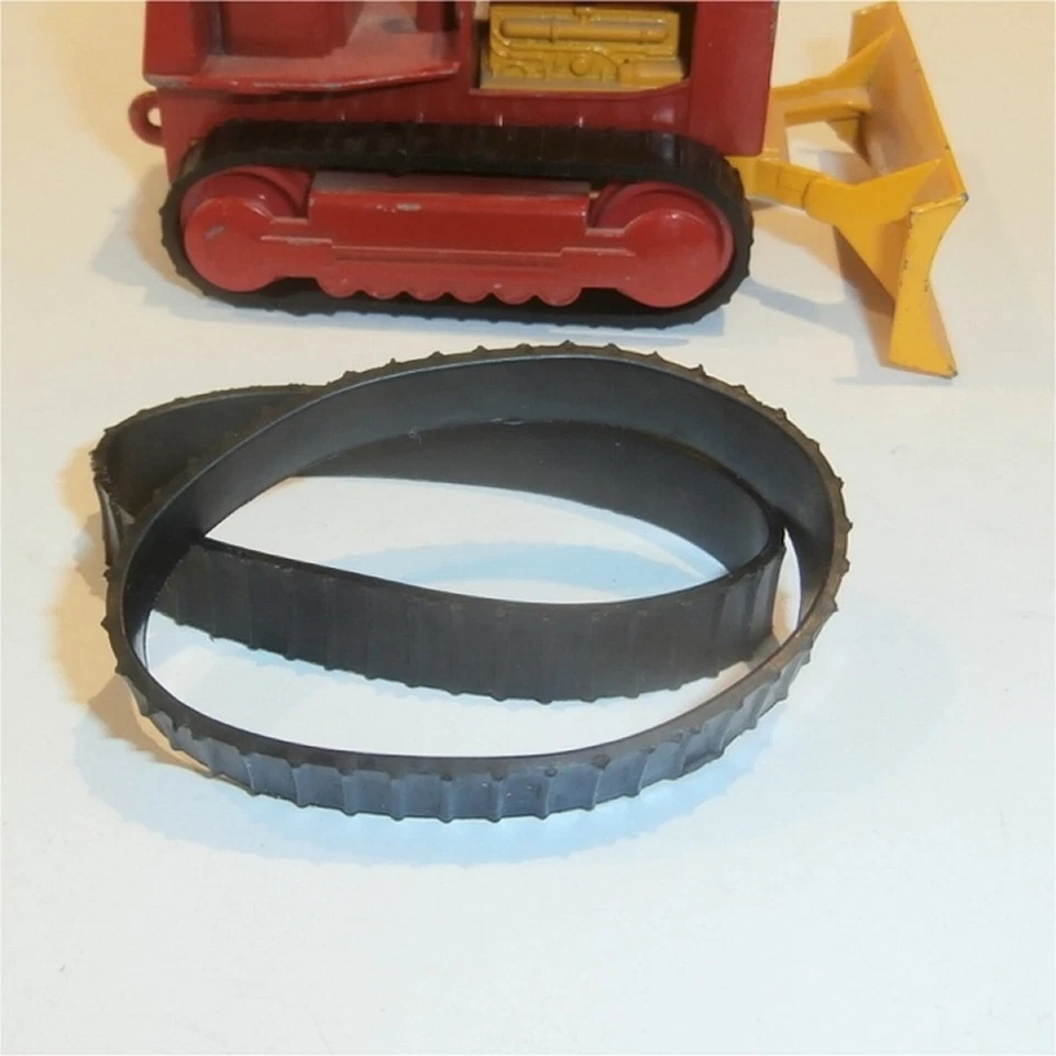 Matchbox Tracks King Size Black Treads Pair suit K8, K23, K42, K117 - image 2 of 4