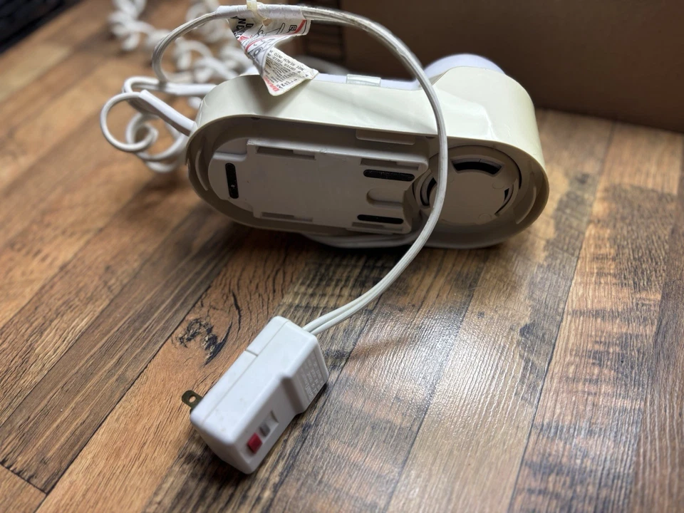 Secador de pelo Sunbeam montaje en pared estilo hotel 1500 vatios 1626-20 vintage blanco Foto 3 de 4