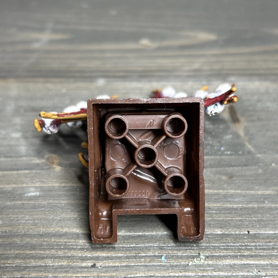 MEGA BLOKS Piratas Caribe Muertos 1045 Pelegostos Escape Calavera Trono Silla Solo Foto 3 de 3