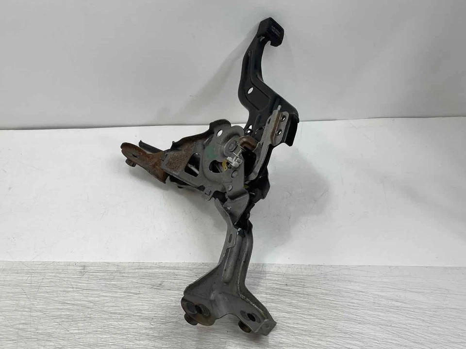 Pedal de freno de estacionamiento de emergencia 36010-3KA0A para Nissan Pathfinder 2013-2020 Foto 4 de 4