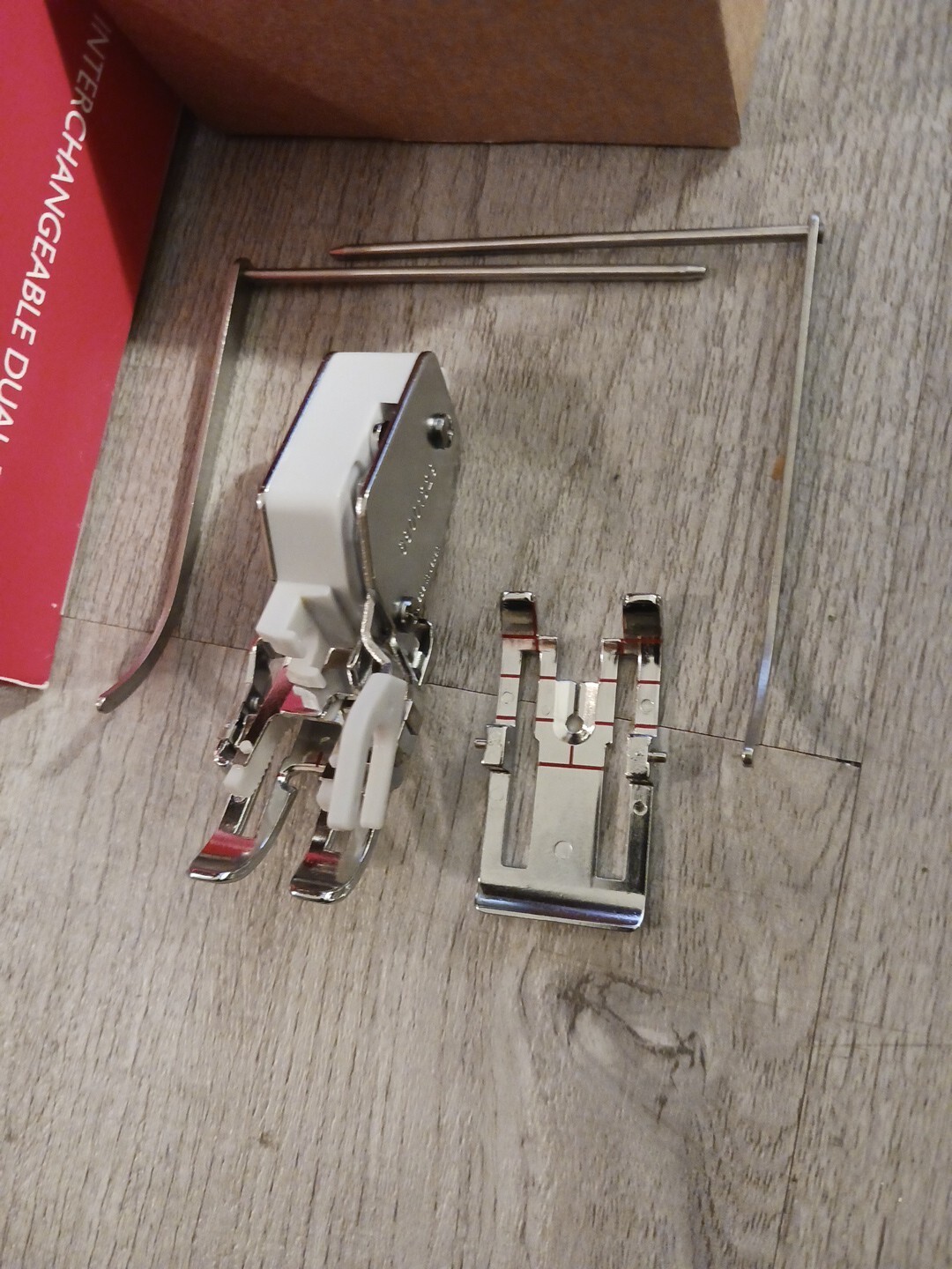 Viking Husqvarna Genuine Interchangeable Dual Feed Walking foot 920219