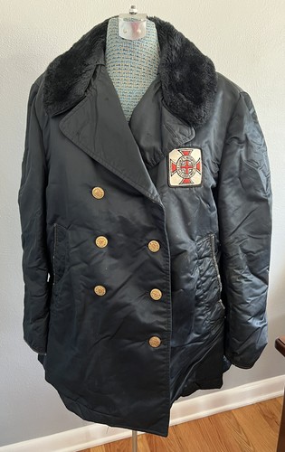 Mens Vtg Yukon Reefer Jacket St Luke’s Hospital St Louis 42 Reg Faux Fur Collar - Picture 2 of 19