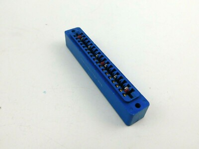 AMPHENOL 225-31813-100 MOD 7831 ** 18 Stück **