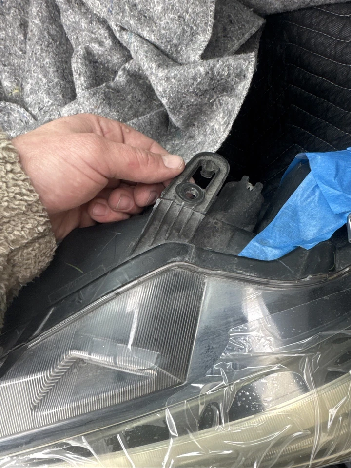 Infiniti Q50 2014-2017 LH Drivers Aftermarket sin faro adaptativo 260604HB0B Foto 4 de 4