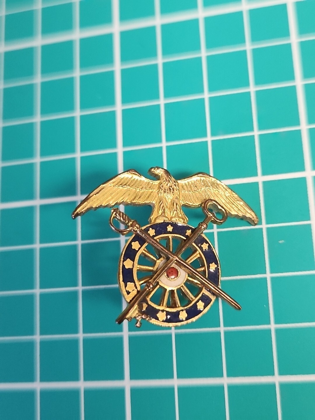 Vtg US Army Quartermaster Corps Eagle Gold Tone Lapel Pin Collectible 