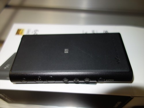 Sony NW-ZX300 ZX Series Walkman 64GB Digital Audio Player Boxed From Japan - Picture 8 of 9