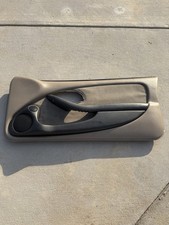 1993-2002 Firebird Trans Am Interior Door Panel Neutraltanbeige Passenger Rh 1993-2002 Firebird Trans Am Interior Door Panel Neutraltanbeige Passenger Rh