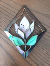 Vtg Stained glass pink lily 3D suncatcher, flower windows hanging decor 8  x6"