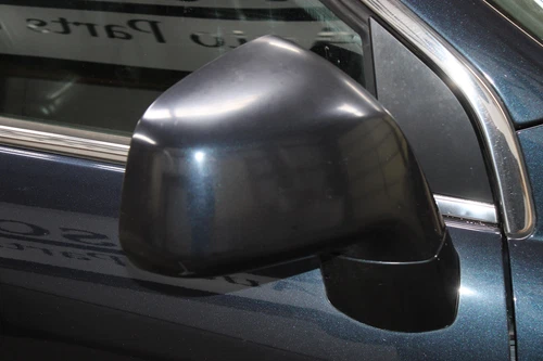 2012 - 2015 CHEVROLET CAPTIVA SPORT PASSENGER DOOR MIRROR RH OEM 19211046