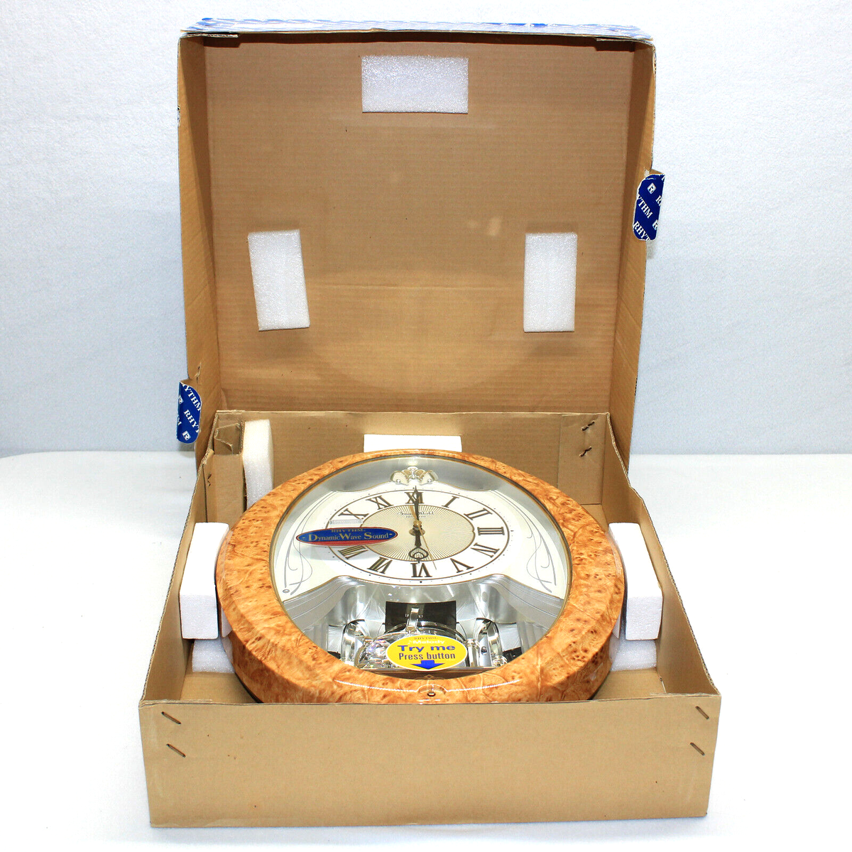 RHYTHM Small World 掛時計 Rhythm Small World DWS GOLDEN SNOWFLAKE Wall Clock Burlwood 4MJ886