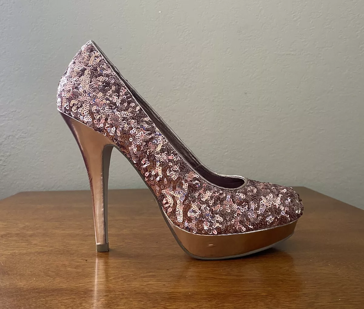 Madden girl rose gold best sale heels