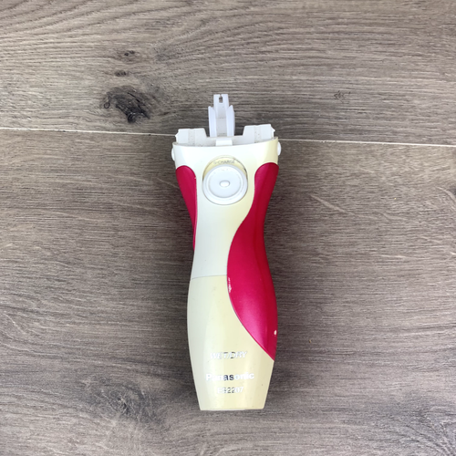 Lady’s Pink Panasonic Electric Wet/Dry Rechargeable Shaver ES2207 For