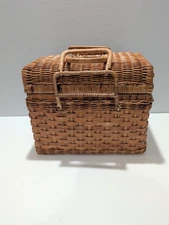 Vtg Locking Handles Wicker Basket With Lid Picnic Storage **FLAW** In  Handle 