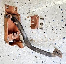 1988 - 1994 Gmc Chevy Ck Clutch Pedal Assembly 1500 2500 3500 Gmt400
