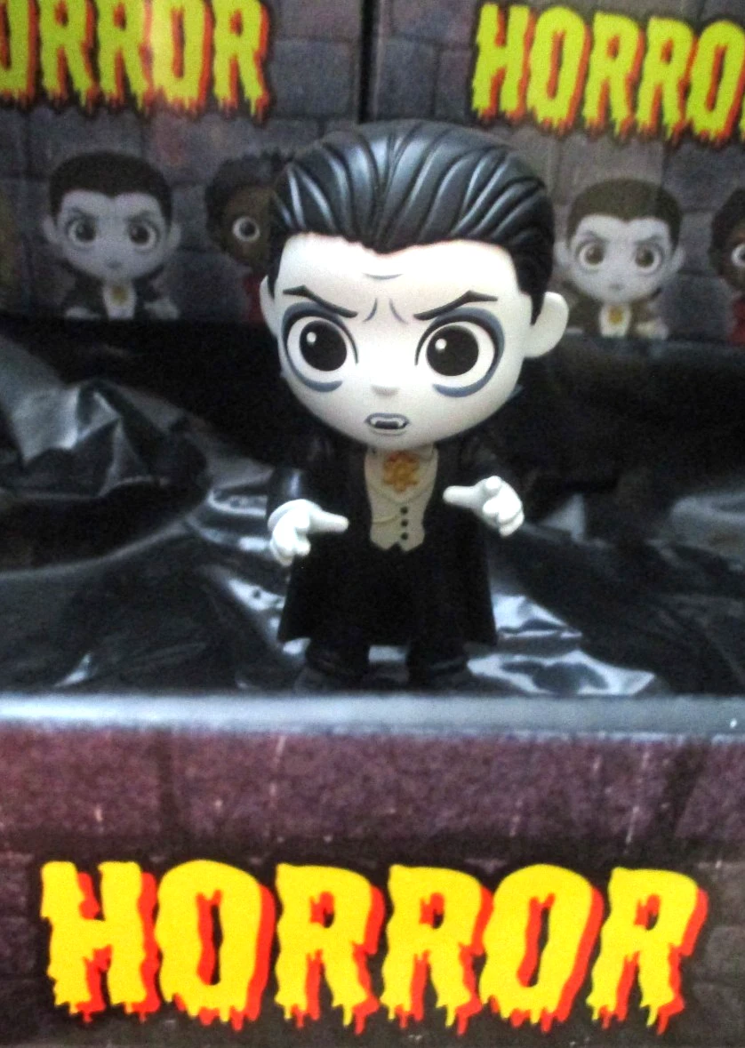 Funko Dracula (Walgreens Exc): Pop! Movies Vinyl Figure & 1 Compatible