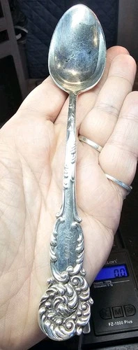 Reed & Barton La Reine Sterling Silver Serving Spoon 48.2g Mono