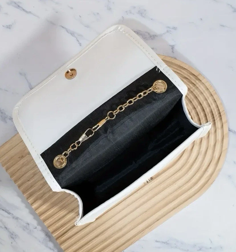 Chic Floral Embroidered Women's Crossbody Bag - Sweet and Fashionable Handbag - Image 4 of 4