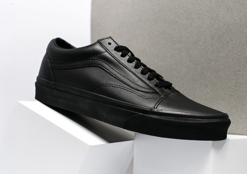 vans tumble black