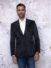 NWT SIZE XL BLACK VELVET MENS SPORT COAT BLAZER , TAILOR FIT, 2 SIDE VENT