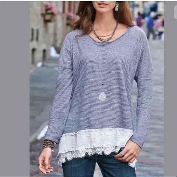 Top Sundance mezcla de lino L HiLo dobladillo de encaje/volantes