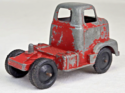 Tootsietoy RC180 International Truck Tractor 3 5/8" Long 1960's Good Condition - Picture 4 of 13