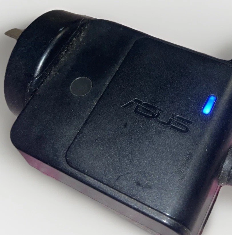 ASUS F202E 11” 2GB RAM 320GB HDD Windows 8 Touch notebook WORKS /*BATTERY FAULT* - image 4 of 4