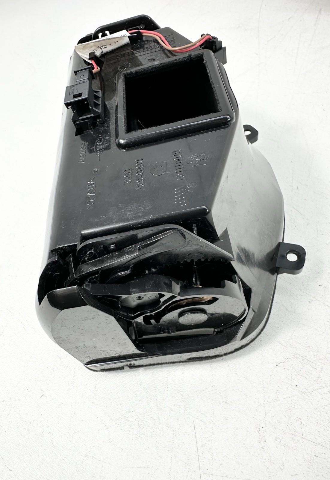14-24 Maserati Ghibli M157 Center Console Phone Holder Compartment 670011129 OEM