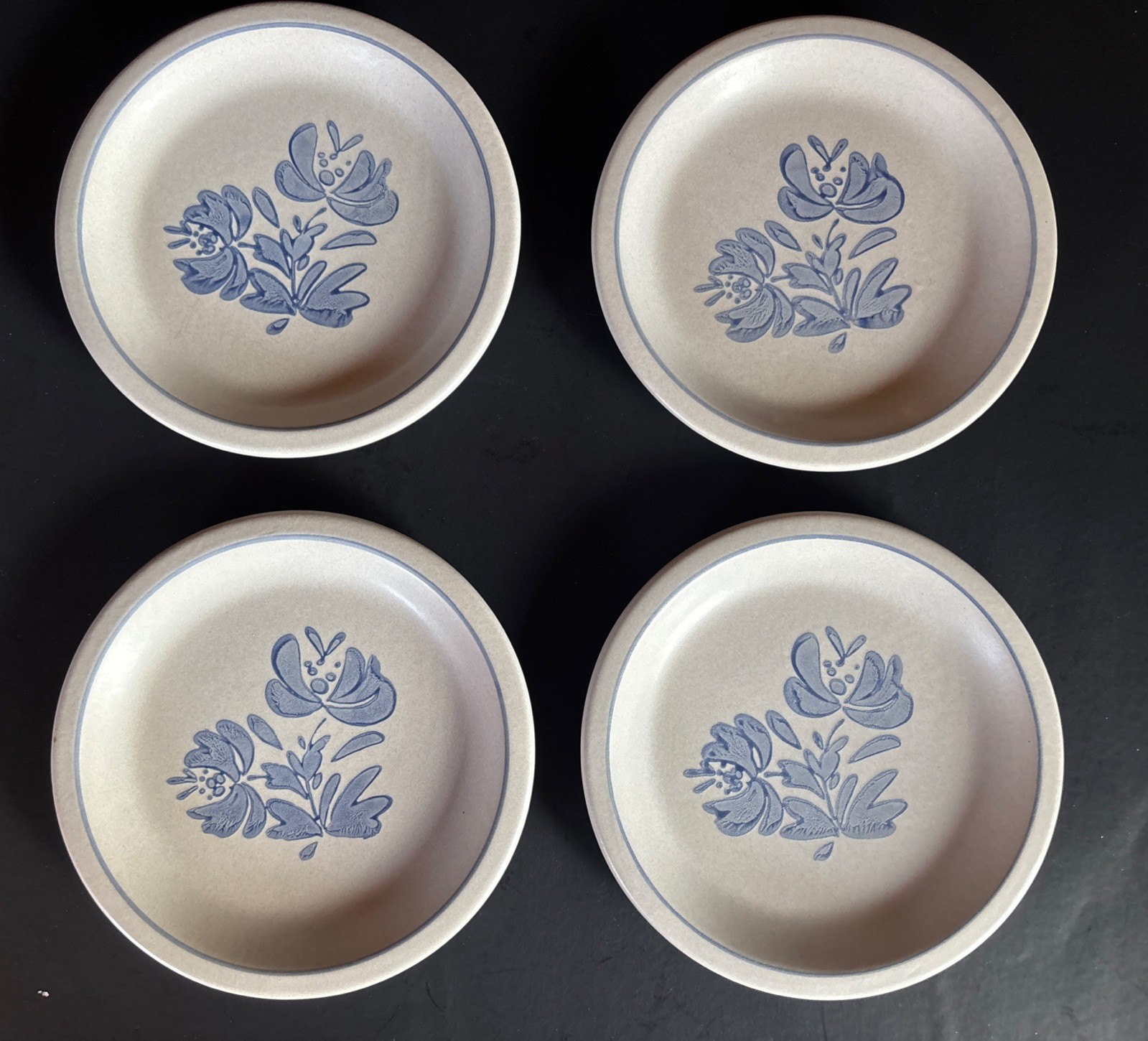 Set Of 4 Pfaltzgraff Yorktowne 6 7/8