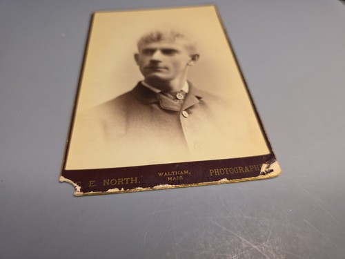 Vintage 1880s 6.5x4.25 Cabinet Card Photograph Man NORTH Waltham Mass - Picture 2 of 3