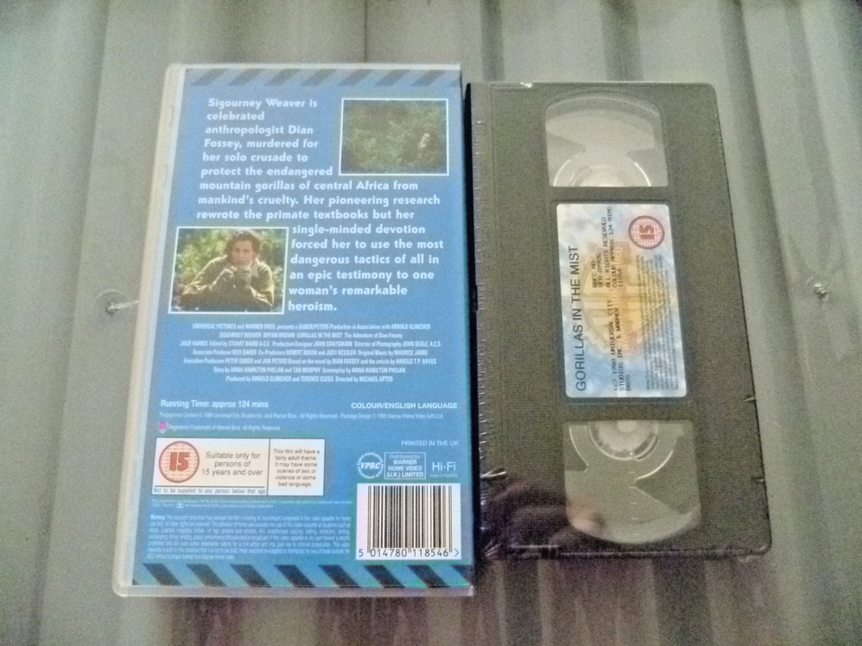 GORILLAS IN THE MIST VHS TAPE Video Cassette 1988 Sigourney Weaver ...