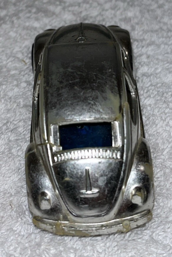 Antigo Funmate VW Fusca Brinquedo Carro de Fricção NÃO TESTADO 3,25" Plástico Volkswagen Bug - Imagem 4 de 4