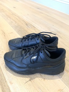 ladies black puma trainers