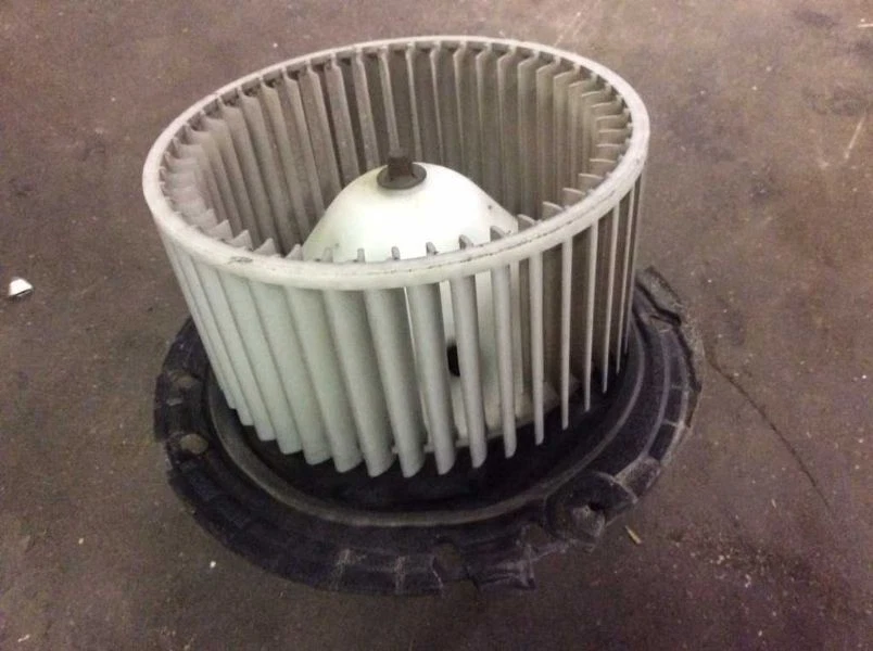 6.0L Blower Motor Fits 04 05 06 07 08 09 10 Ford E250 E350 E450 Foto 3 de 4