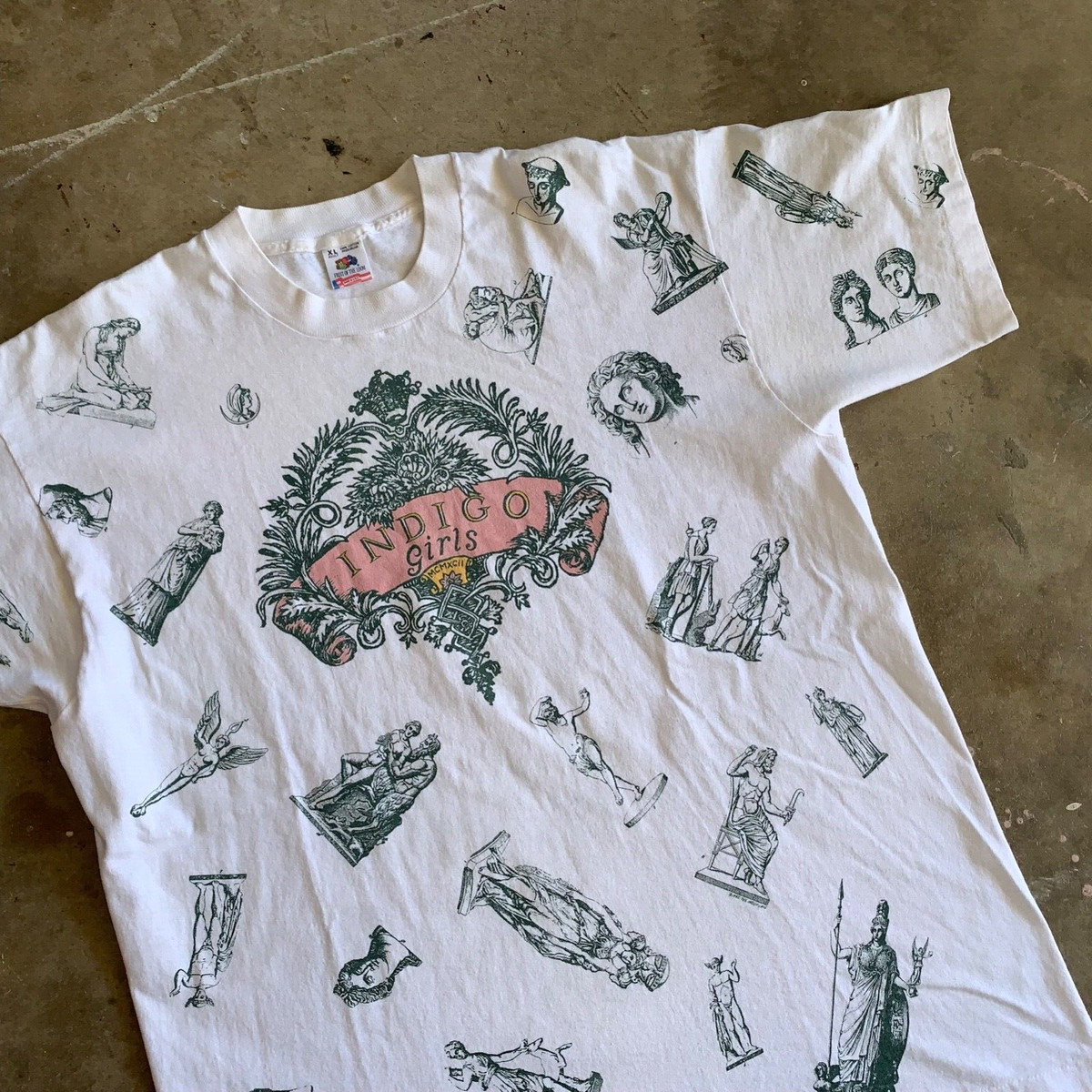 XL 90s USA製INDIGO GIRLS ビンテージ バンド Tシャツ Vintage 1992 Indigo Girls Rite to Passage T Shirt Size XL (W
