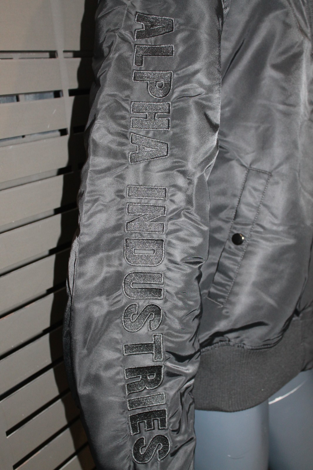 Alpha Industries MA-1 D-Tec SE Black/Black 2XL Nylon Bomber Jacket image 4