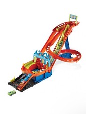 Hot Wheels City Roller Coaster Rally Playset with 5 Die-Cast Cars