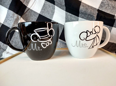 Disney Parks MR & MRS Mickey Minnie Mouse Bride Groom Coffee Cup Mug Set