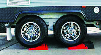 Explore Caravan Levelling Ramps for Single & Dual / Tandem Axle Wheel Level CVL2 - Picture 3 of 5
