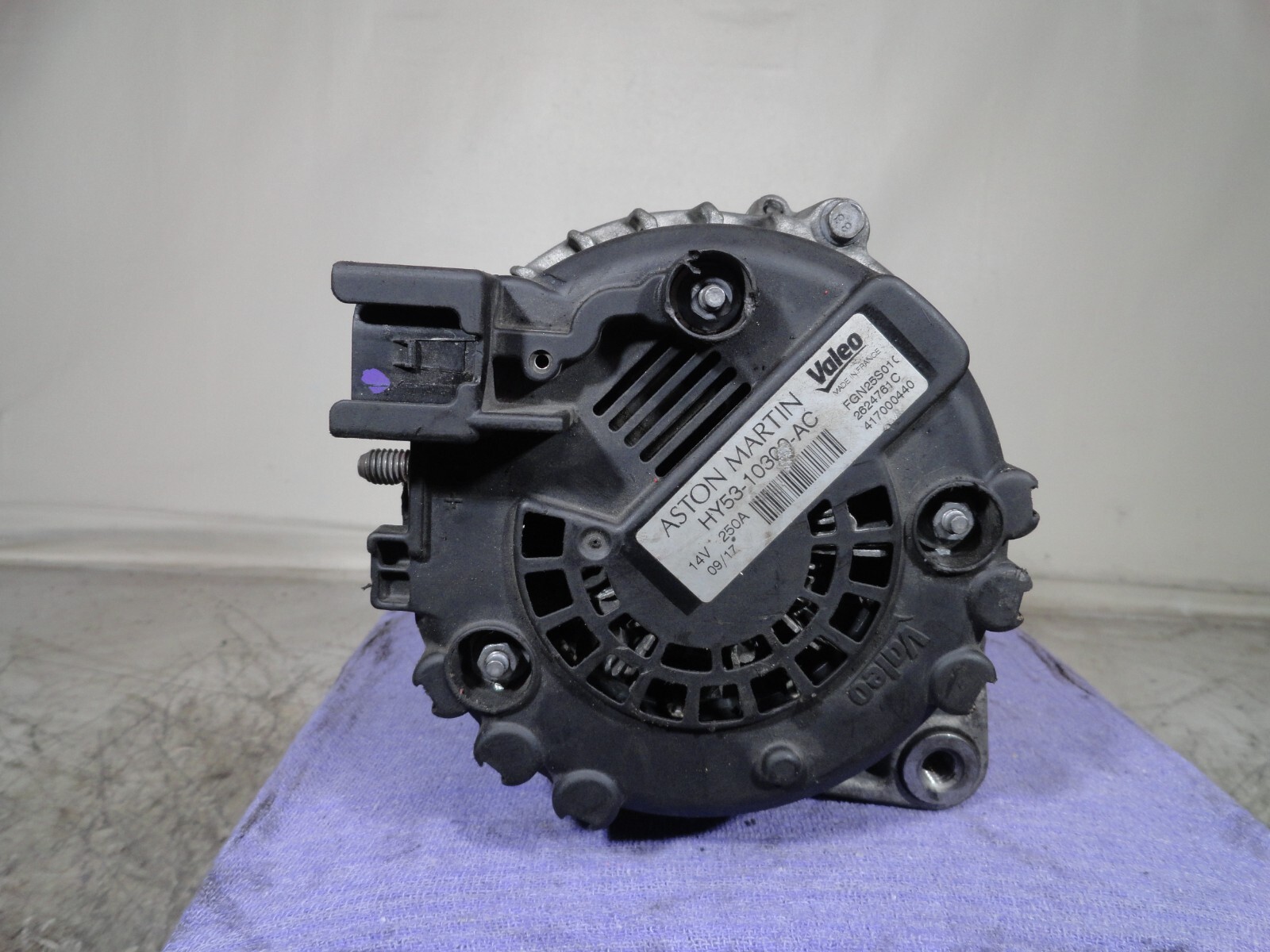Alternator HY53-10300-AC OEM Aston Martin 2017