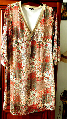 Robe Neuve Jacqueline RIU Taille 44 - Imprimé Floral Avec Fil Doré - Manches Longues - Soirée